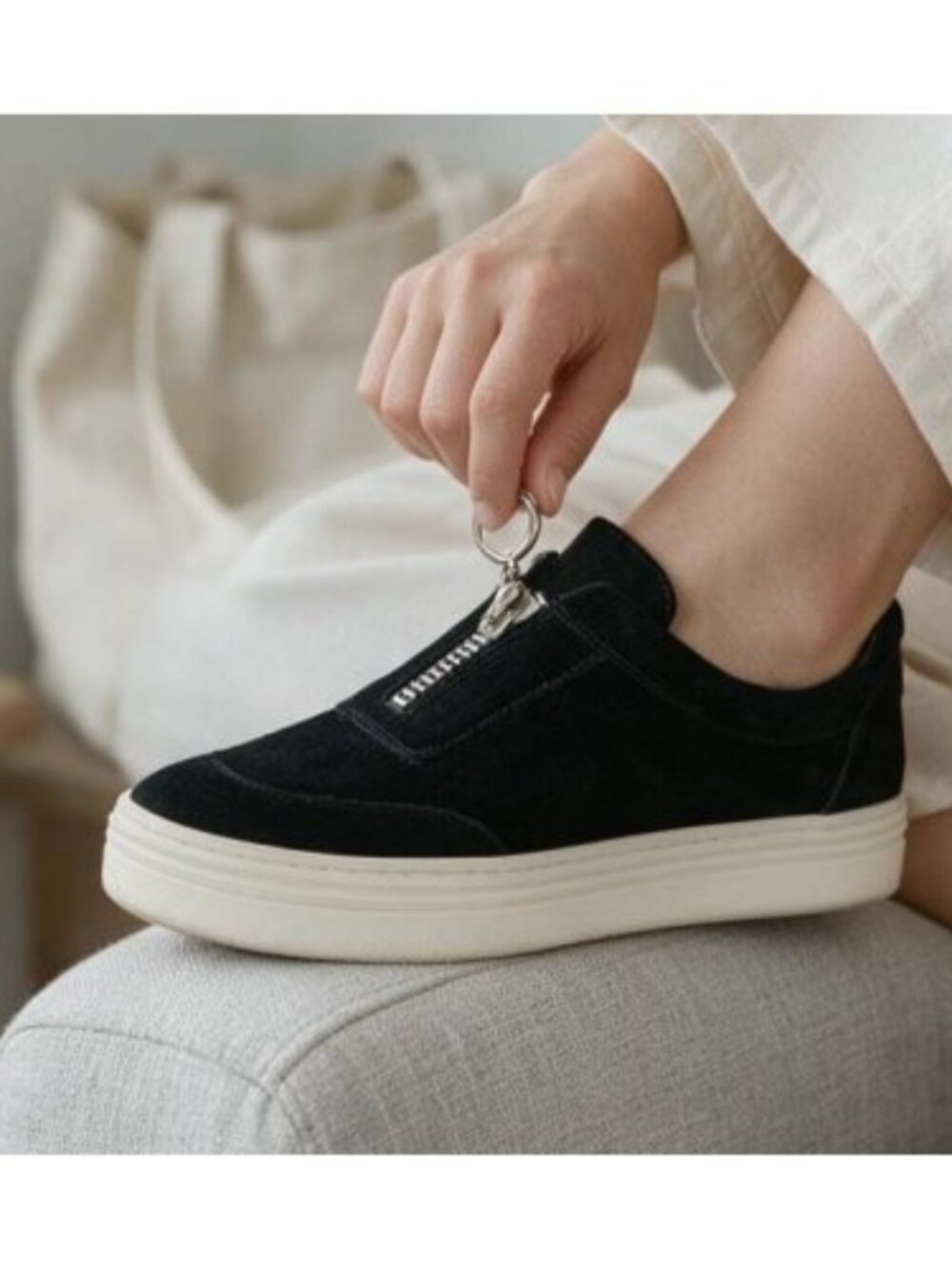 DOLCE VITA Zip Top Black Suede Sneakers Ladies Size 8